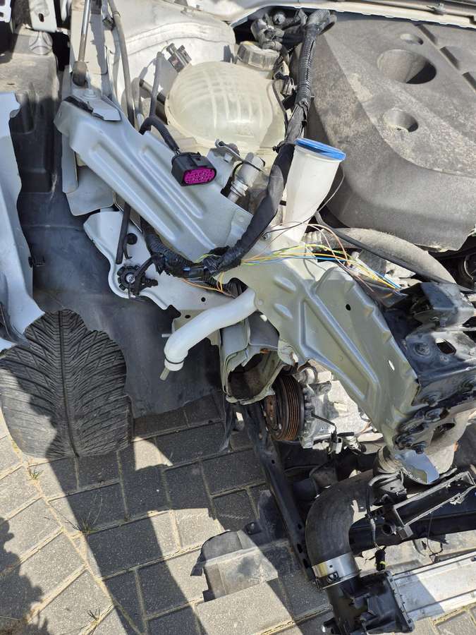Volvo XC40 - 11