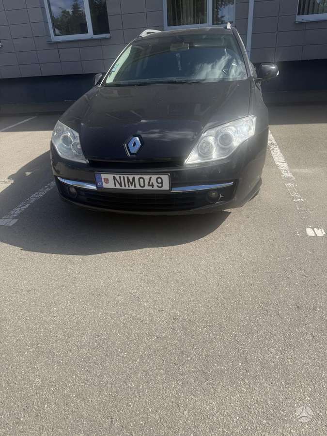Renault Laguna, universalas