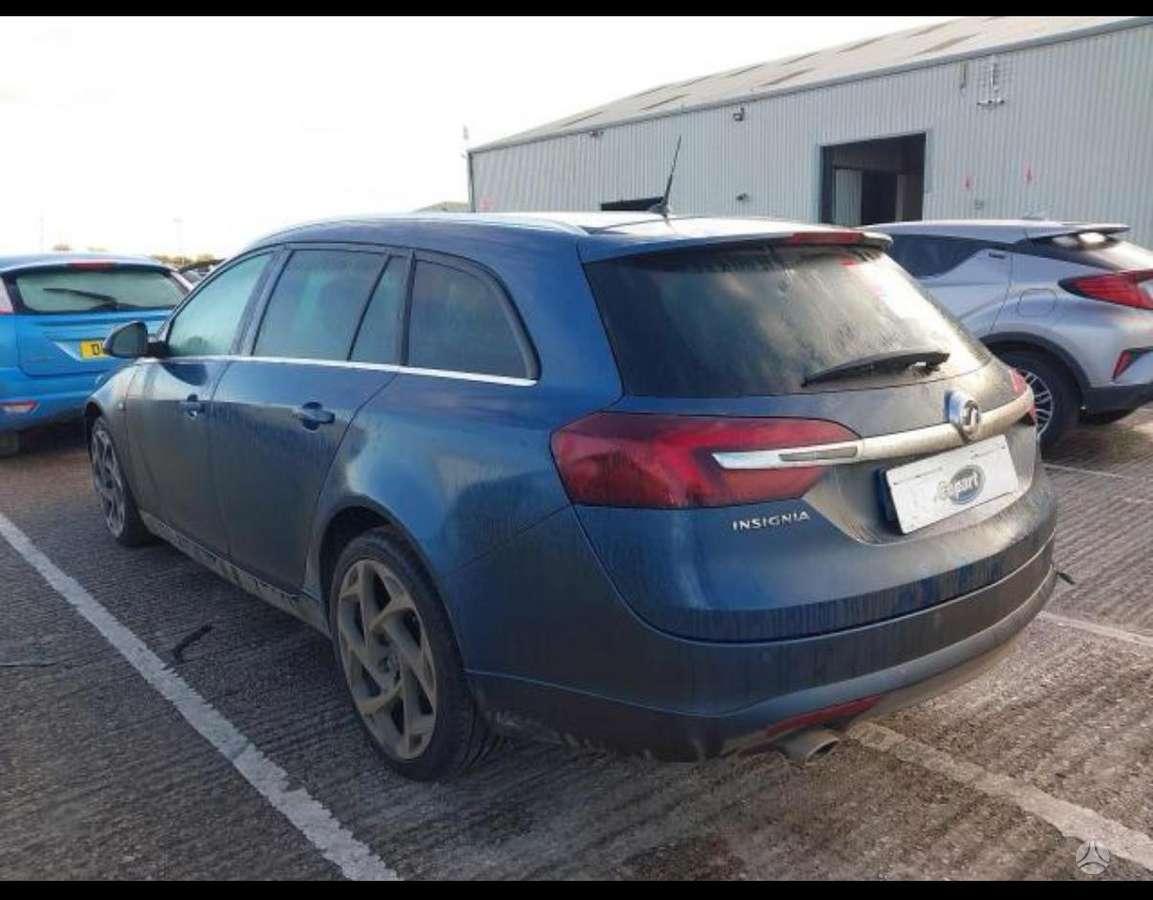 Opel Insignia dalimis. 130 000km
