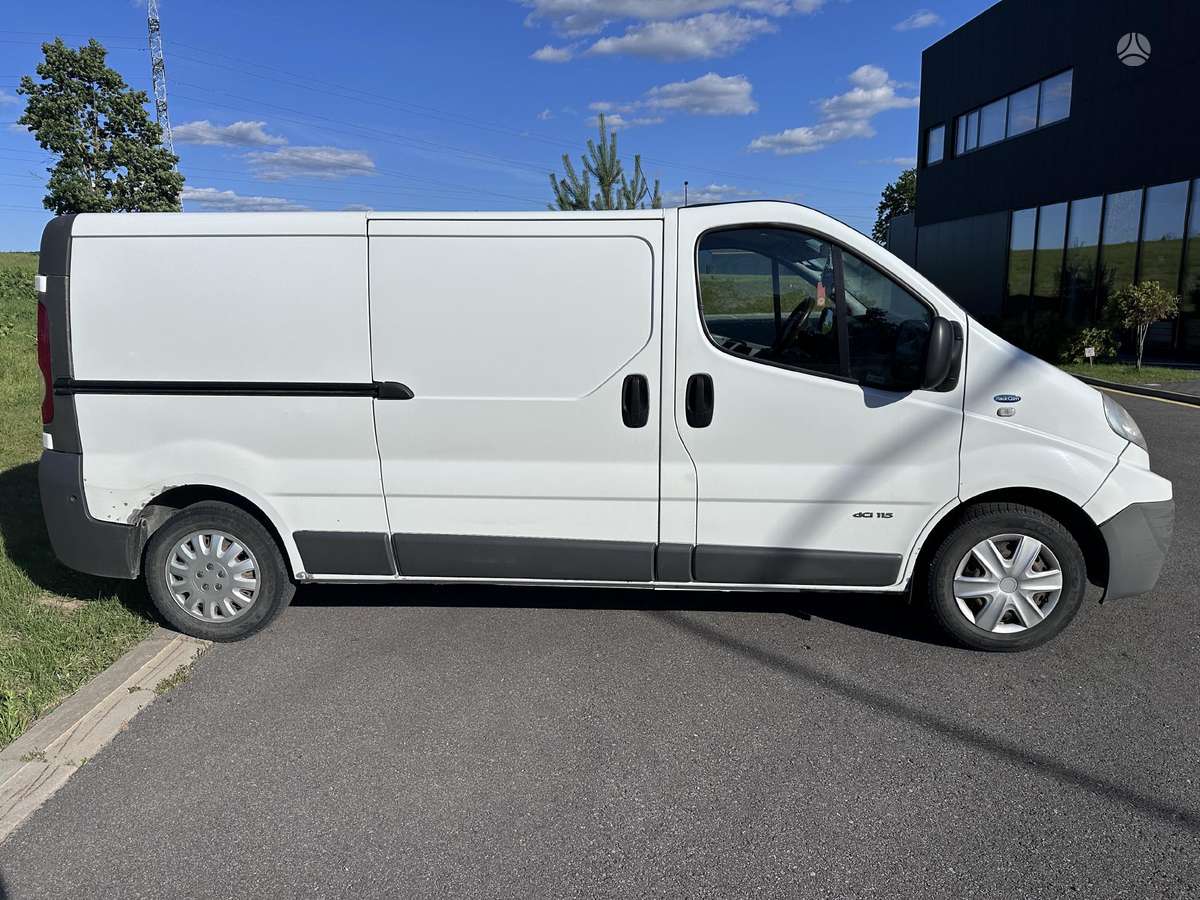 Renault Trafic, 2.0 l., Минивэн