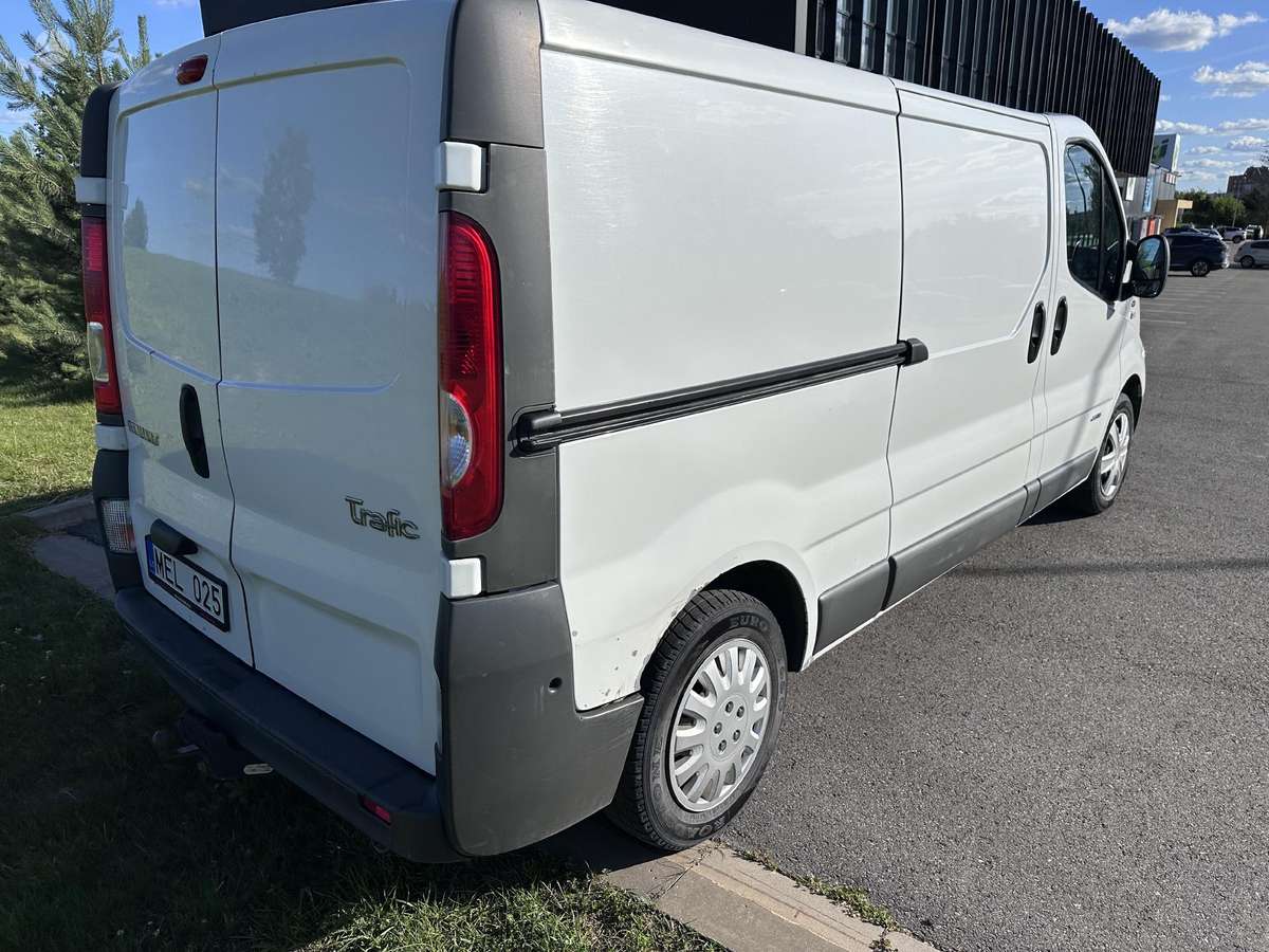 Renault Trafic, 2.0 l., Минивэн