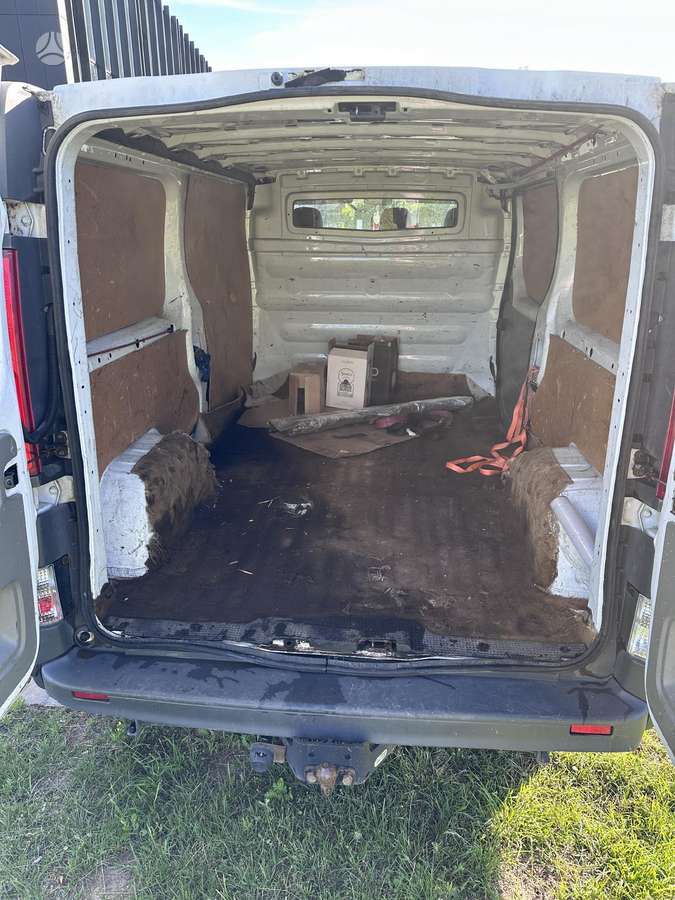 Renault Trafic, 2.0 l., mpv / minivan