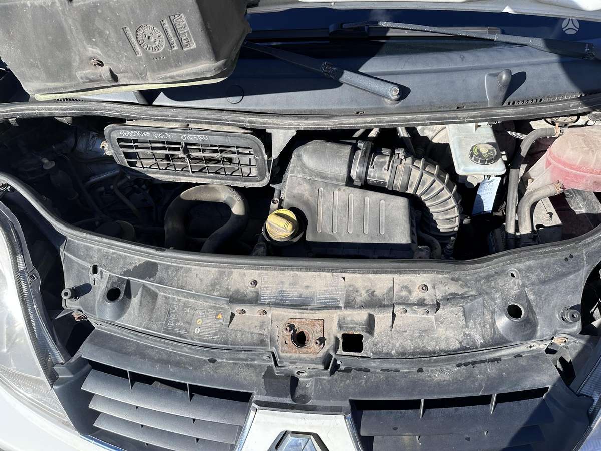 Renault Trafic, 2.0 l., mpv / minivan