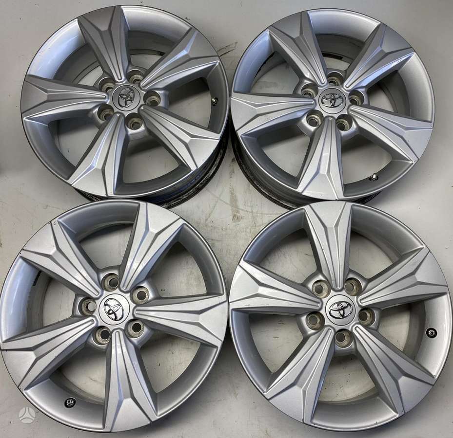 Toyota, lengvojo lydinio, R17