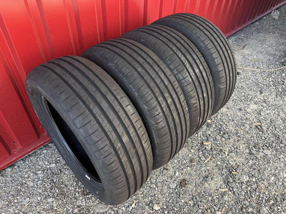 Goodyear Efficient Grip, summer 205/55 R17