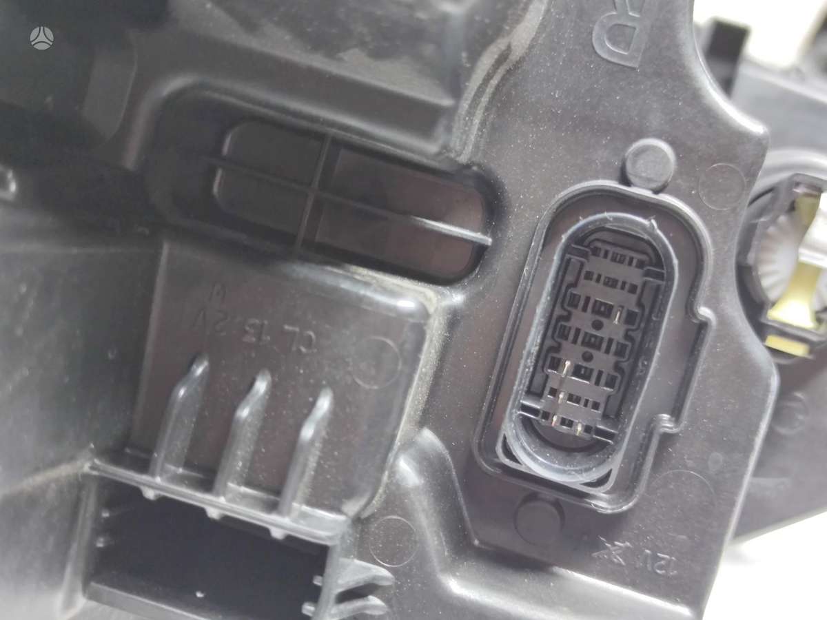 Skoda Superb lights