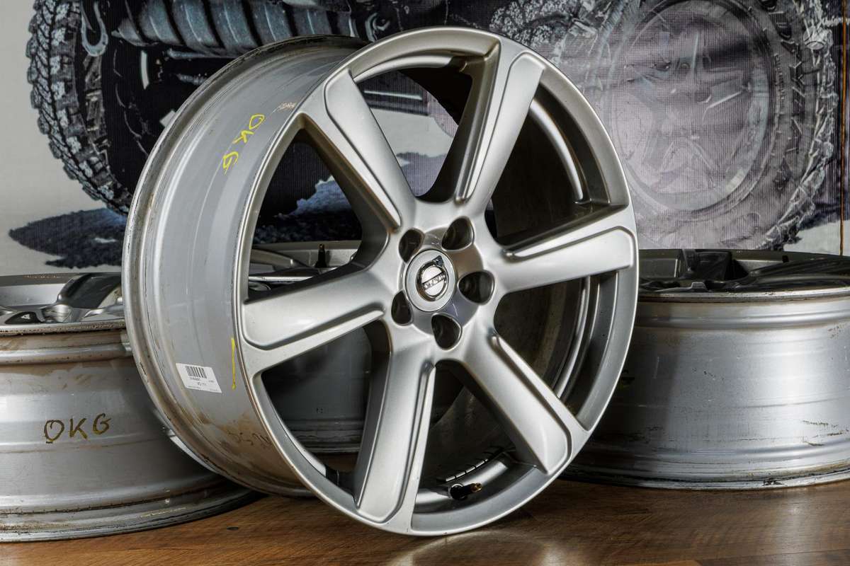 -Kita- Volvo, легкосплавные , R19