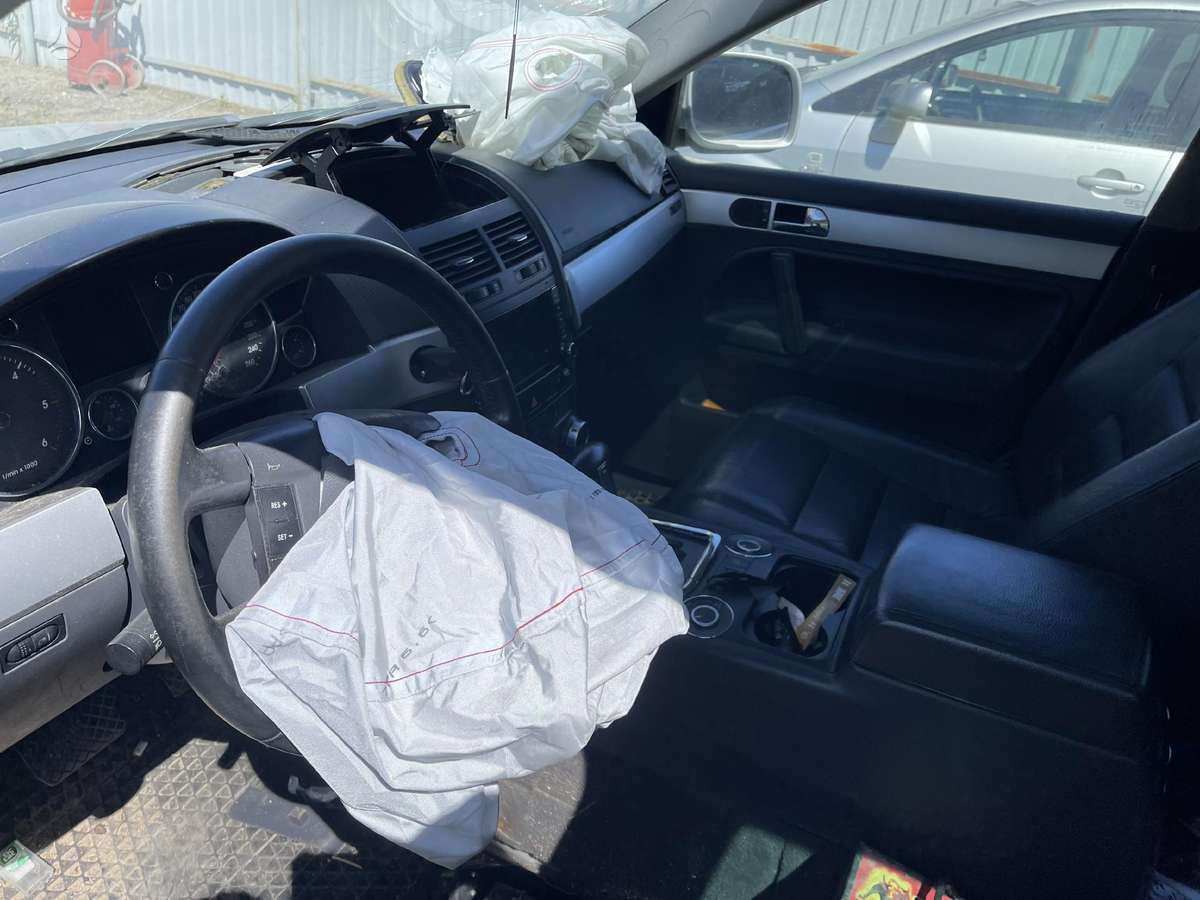Volkswagen Touareg по частям