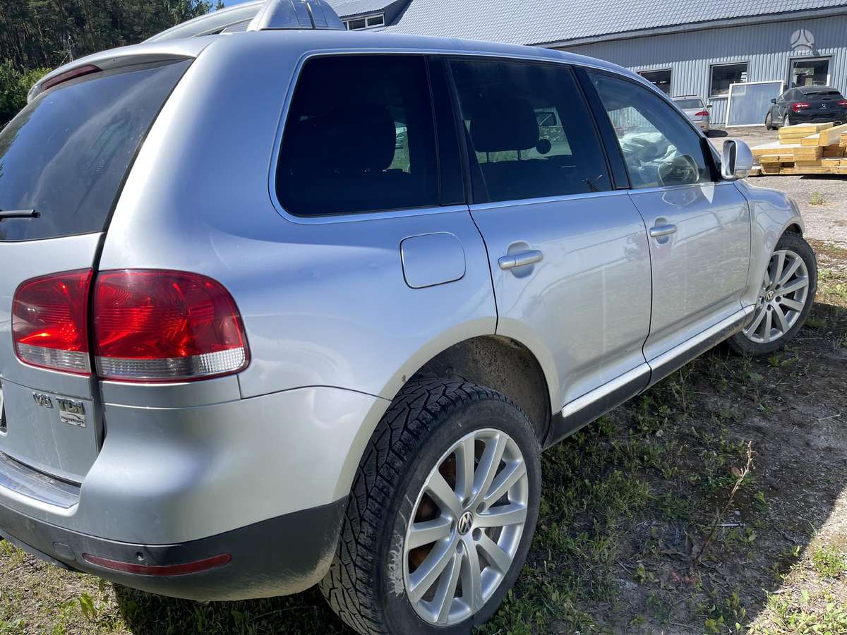 Volkswagen Touareg по частям