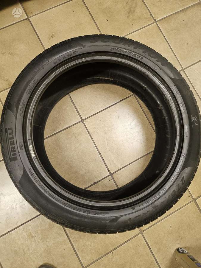 Pirelli, winter 275/45 R21