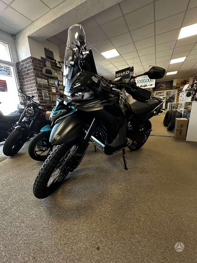 CFMOTO 800MT-X 800cc, enduro / adventure