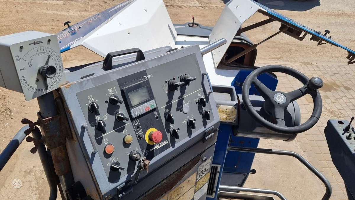 Wirtgen W50 DC, paving machinery