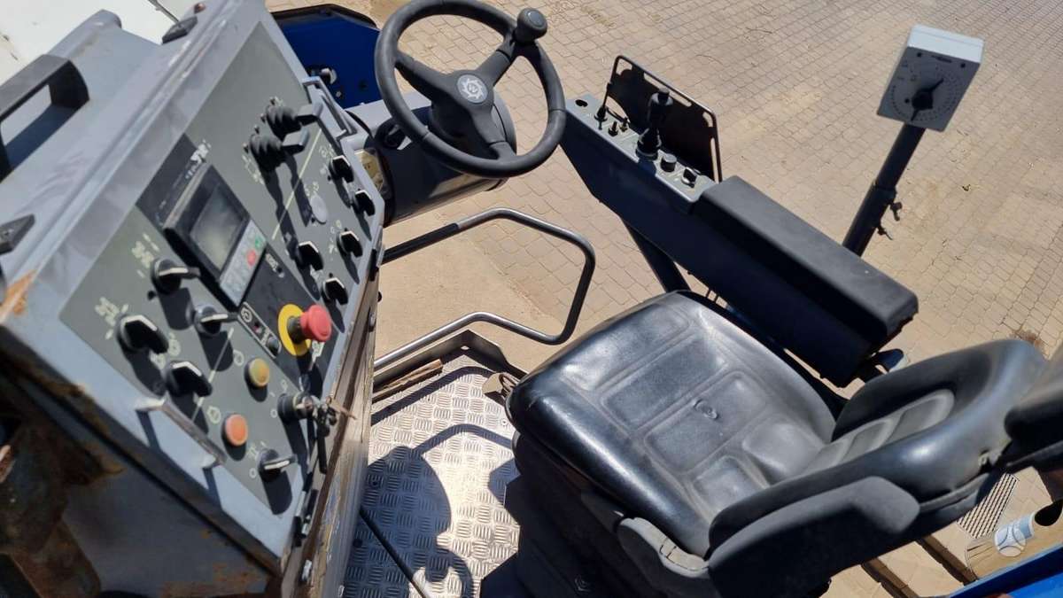 Wirtgen W50 DC, paving machinery