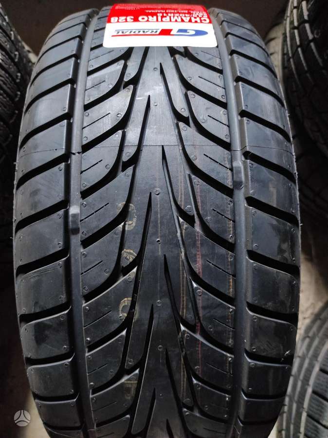 GT Radial, летние 215/40 R16