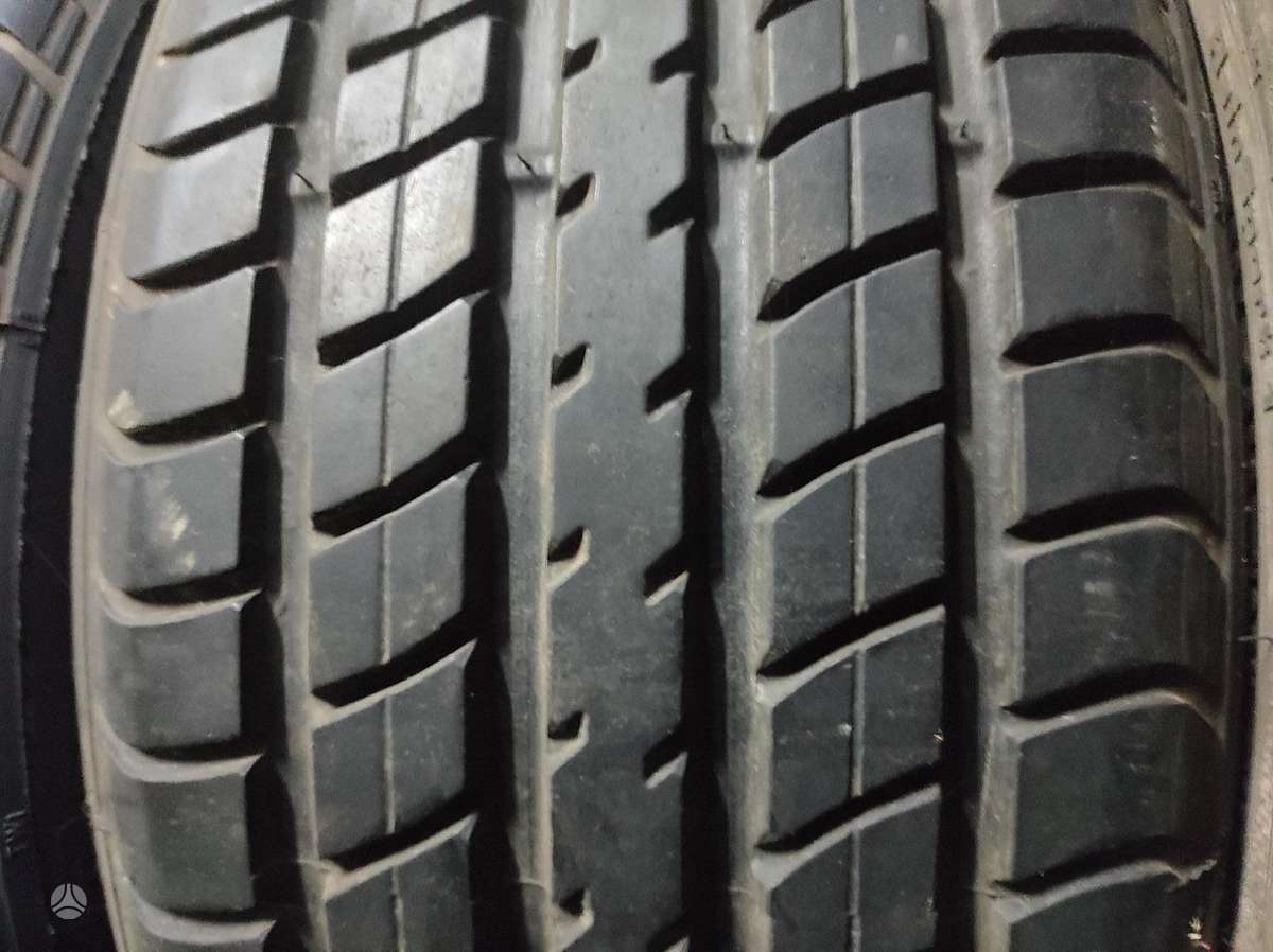 Dunlop, vasarinės 215/40 R16