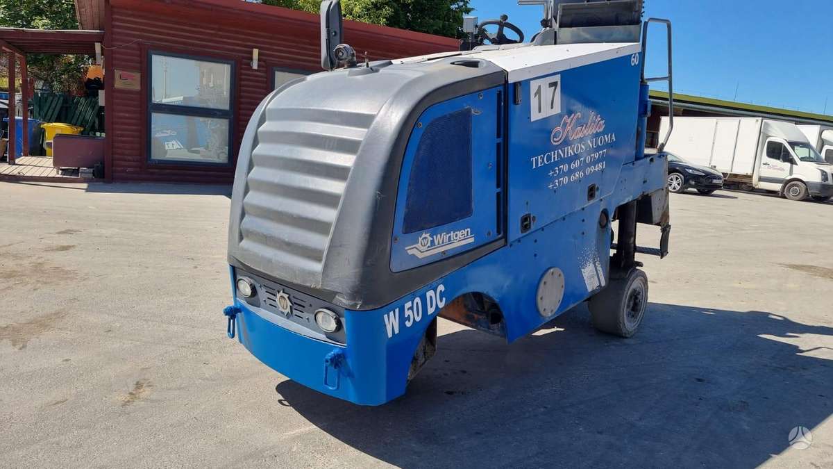 Wirtgen W50 DC, paving machinery