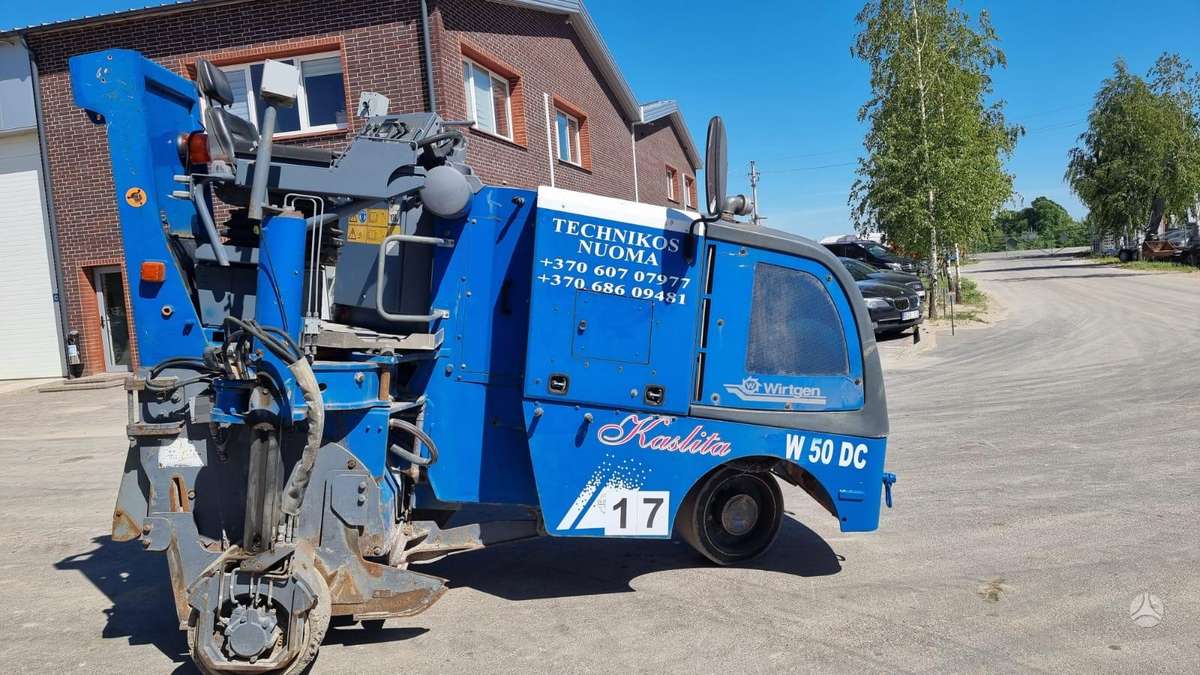 Wirtgen W50 DC, paving machinery