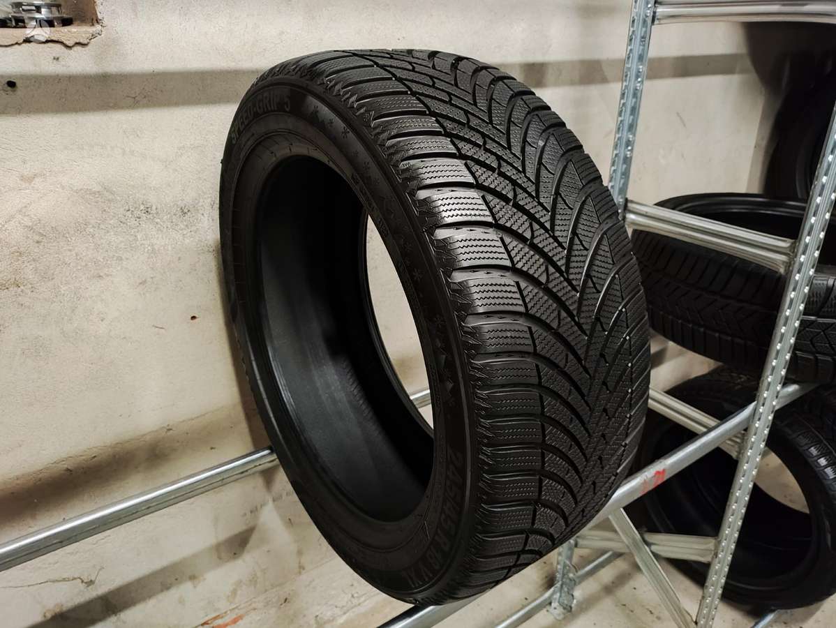 Semperit Speed-Grip 5, winter 245/45 R18