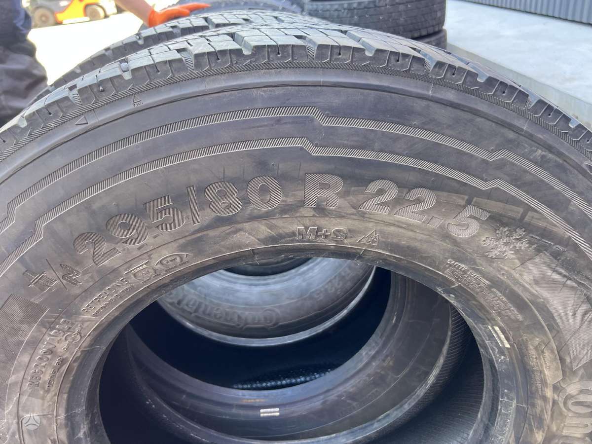 Continental, universalios 295/80 R22,5