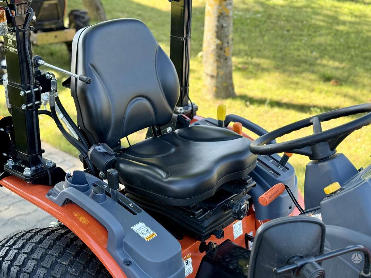 Hinomoto HM-255 hst, tractors