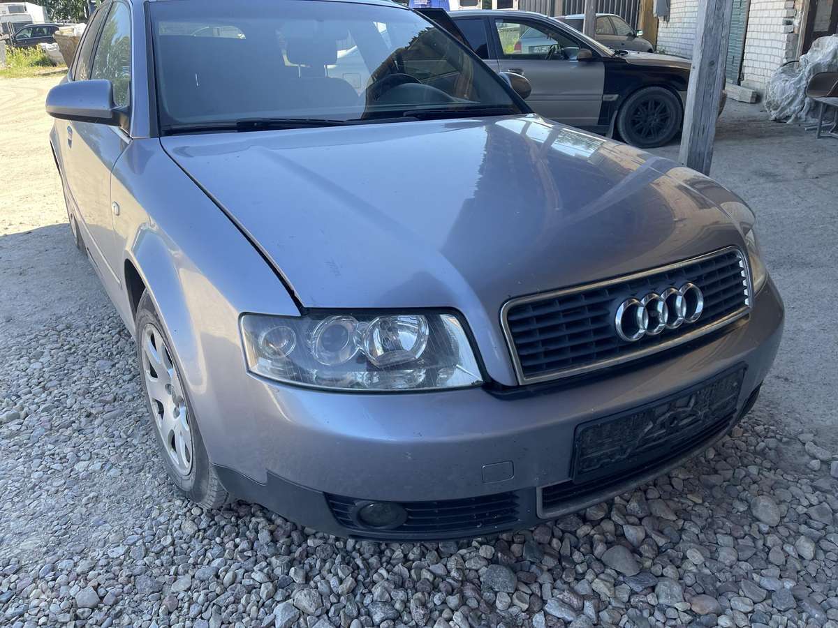 Audi A4 по частям