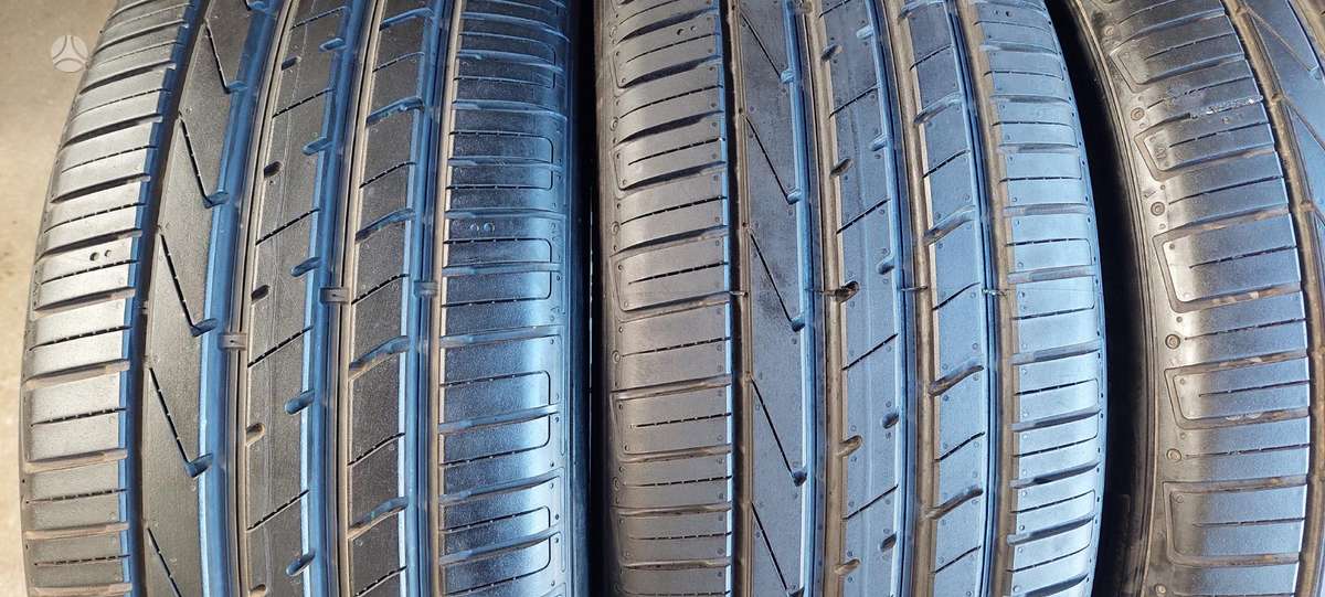 Hankook, vasaras 255/45 R20
