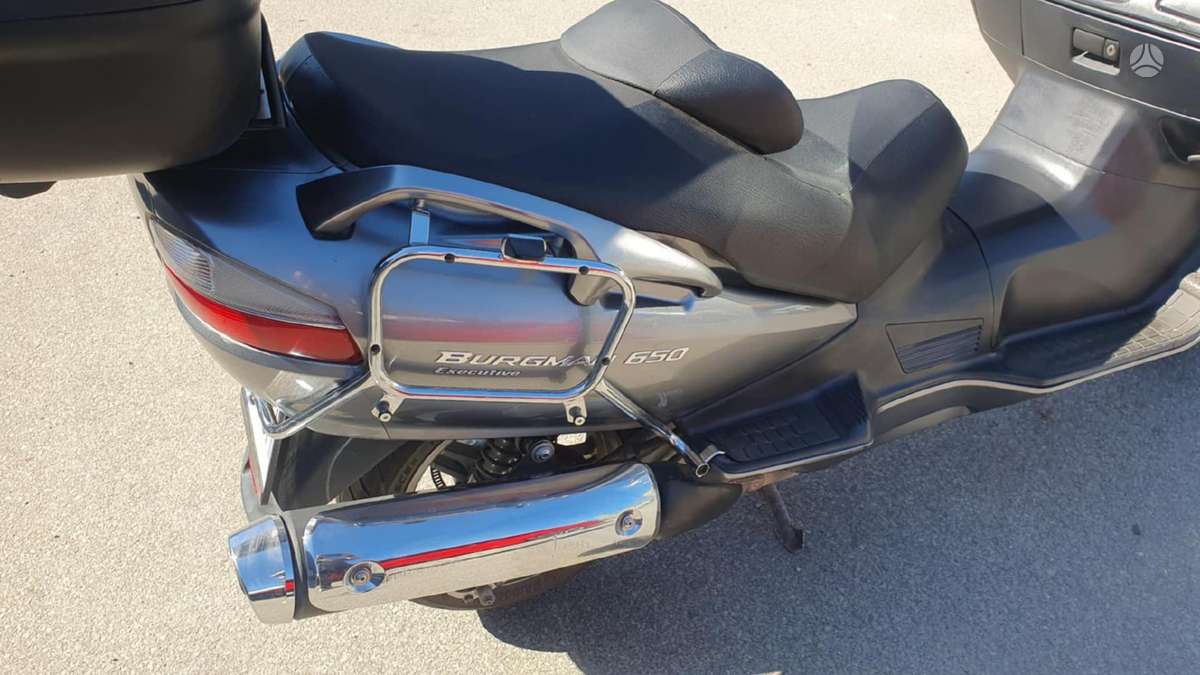 Suzuki Burgman 650cc, scooters / mopeds