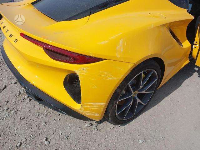 Lotus Emira