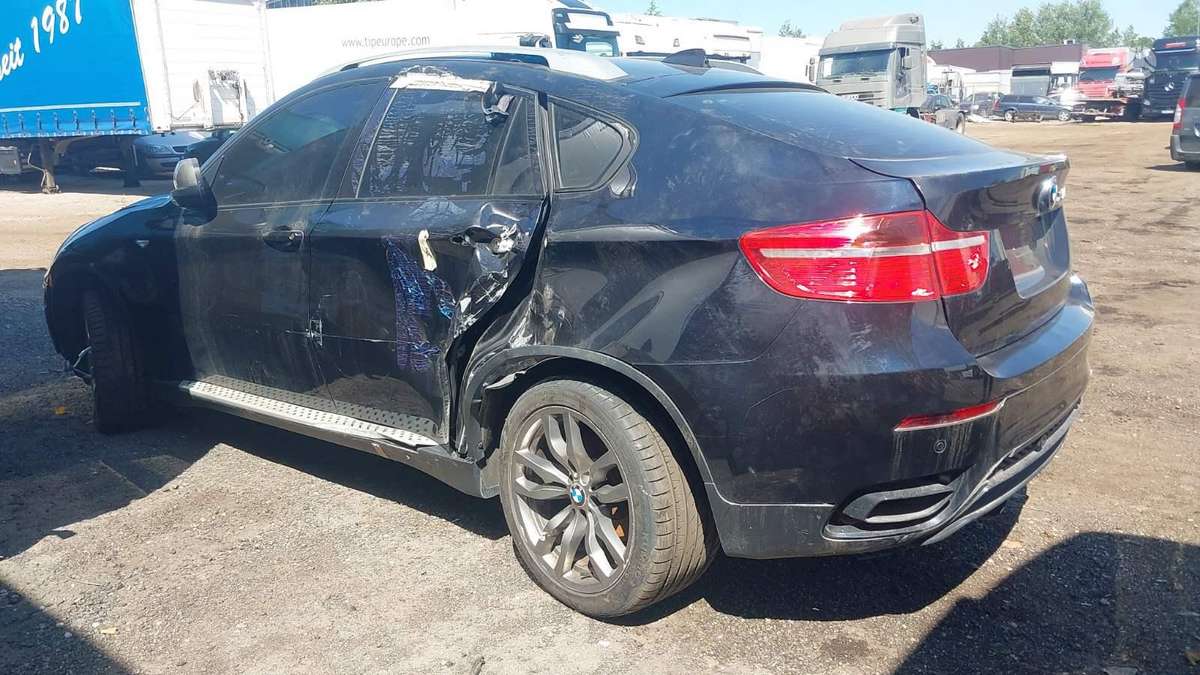BMW X6 M