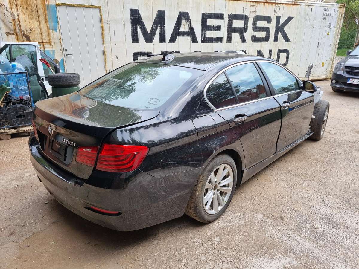 BMW 528 по частям