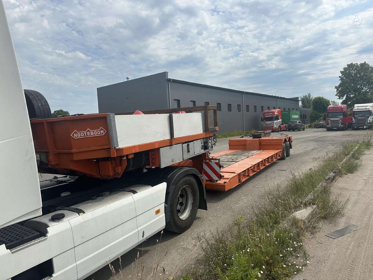 Nooteboom EURO 38, flatbed
