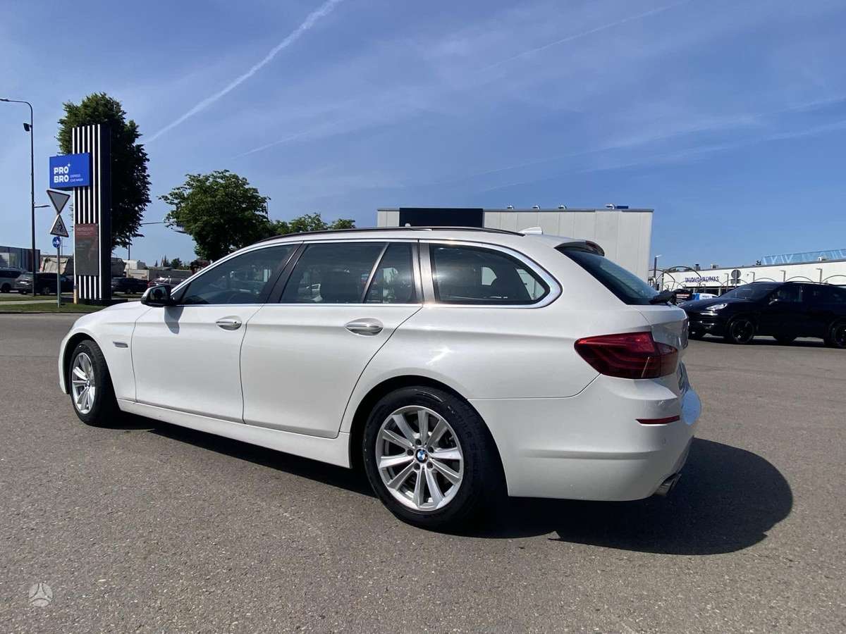 BMW 520, Универсал