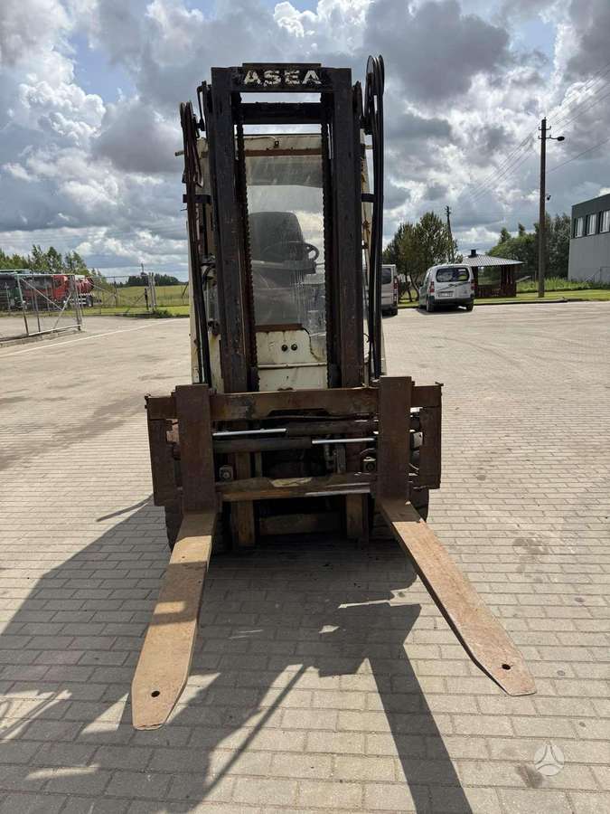 Asea -, forklifts