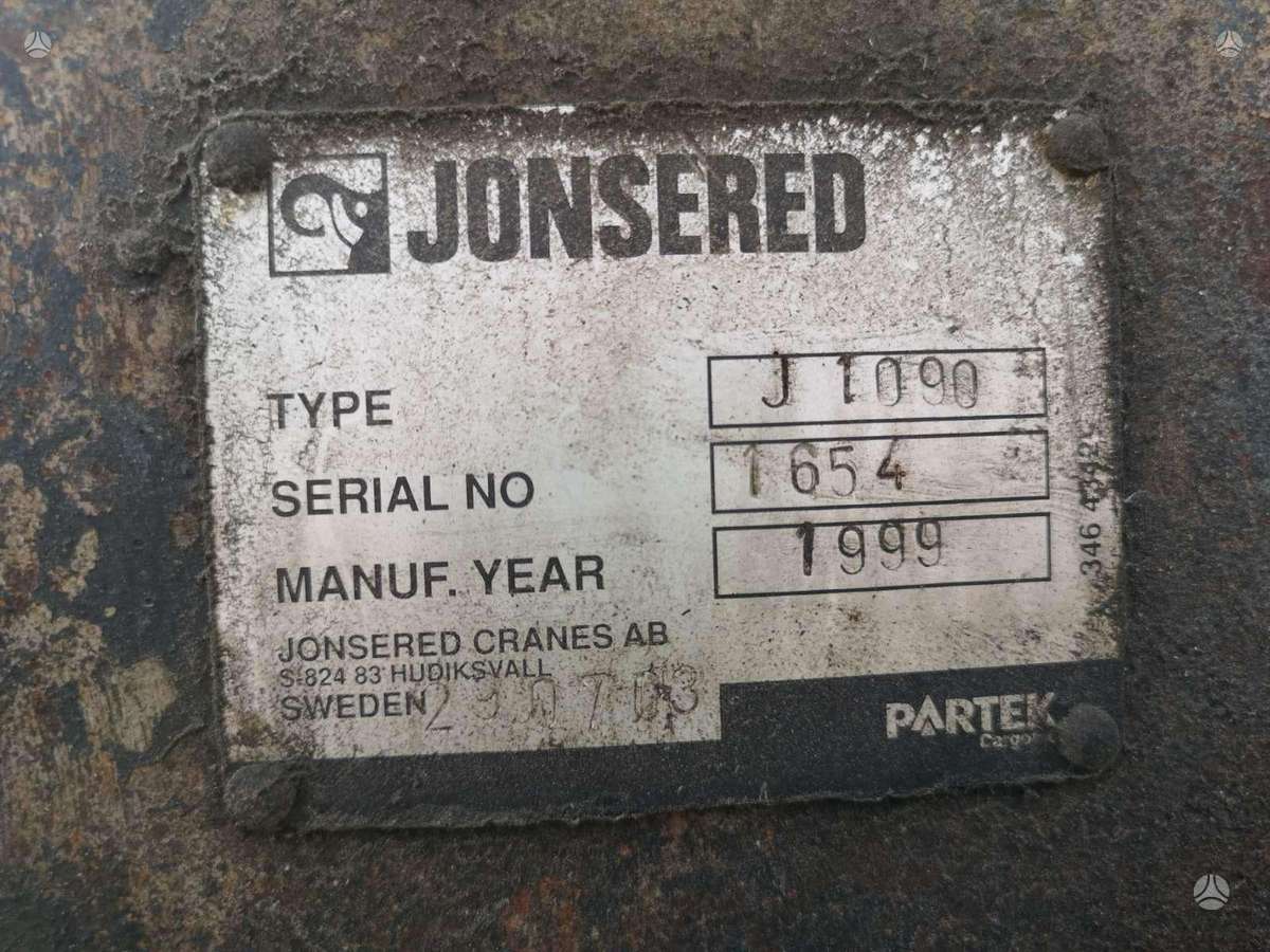-Kita- Jonsered J1090, manipuliatoriai