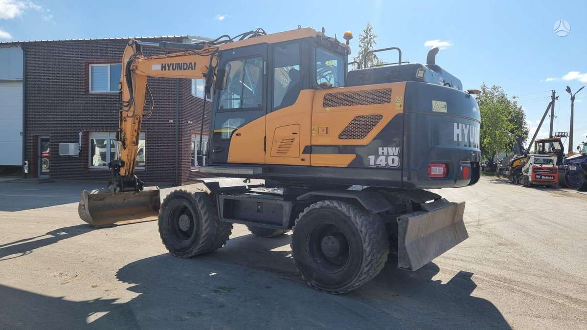 Hyundai HW 140, ekskavatoriai