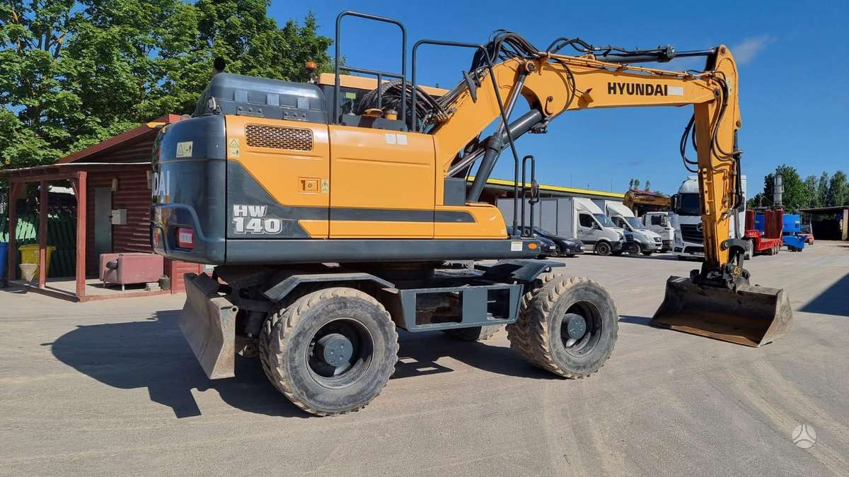Hyundai HW 140, ekskavatoriai