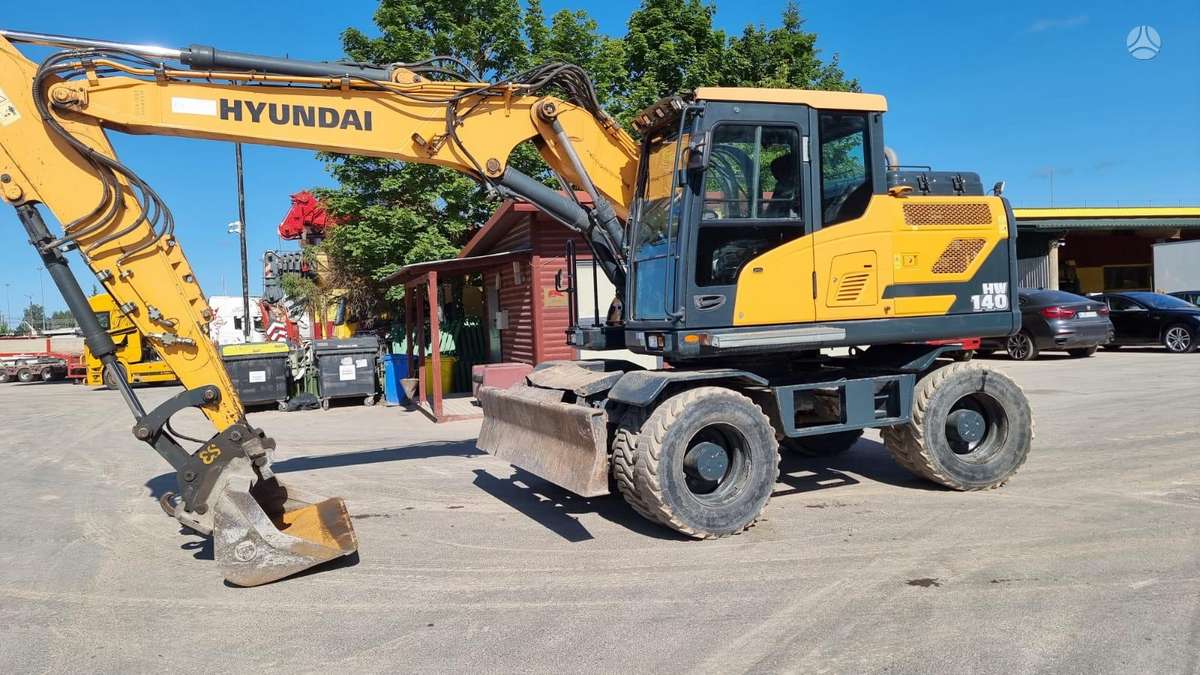 Hyundai HW 140, ekskavatoriai