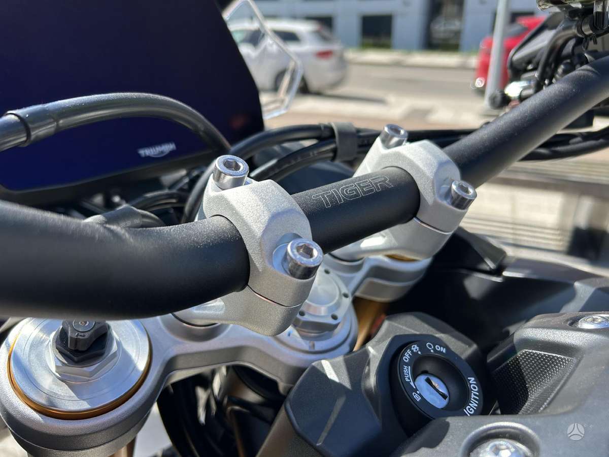 Triumph Tiger 888cc, enduro / adventure