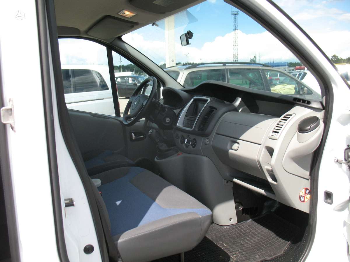Renault Trafic. multivan, vivaro, ford, keleivinis mikroautobusas