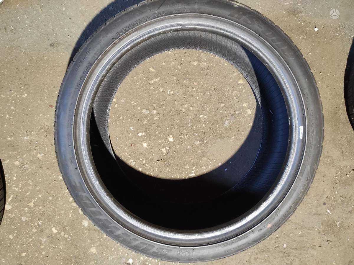 Continental, vasarinės 235/40 R19