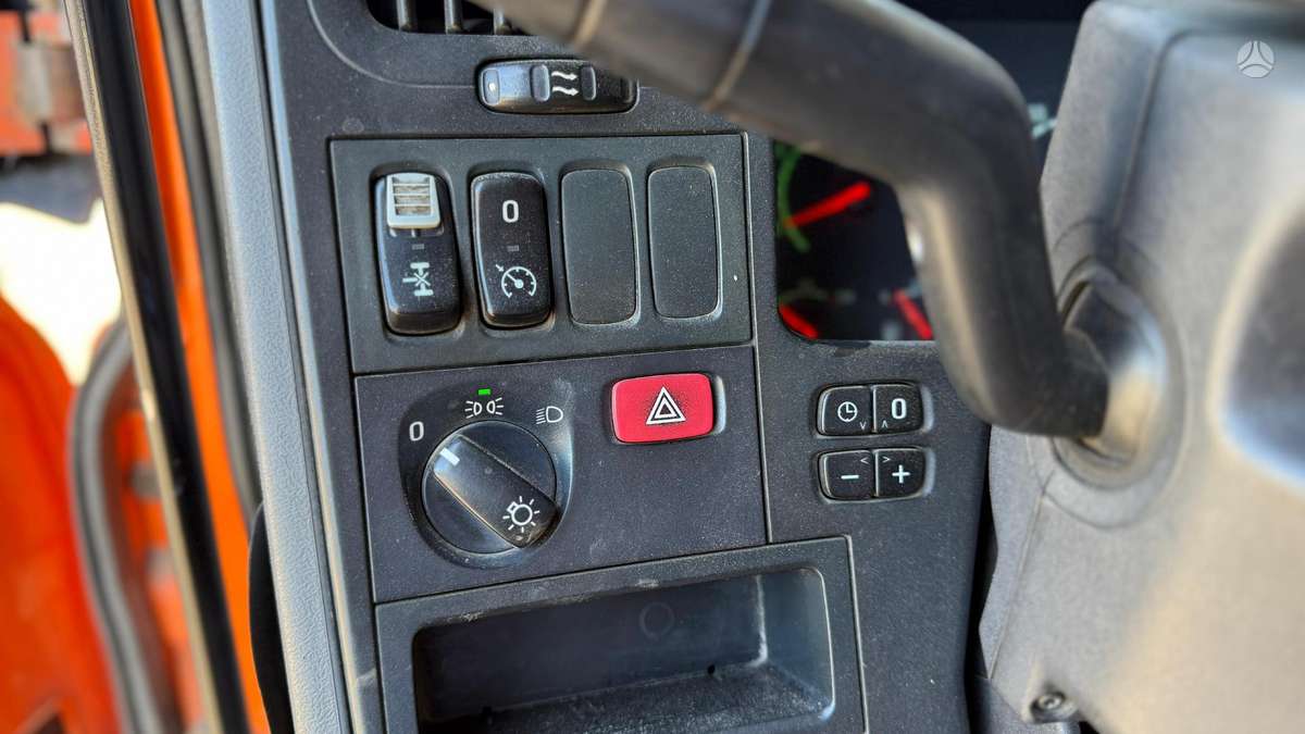 Scania R420, cab-chassis trucks