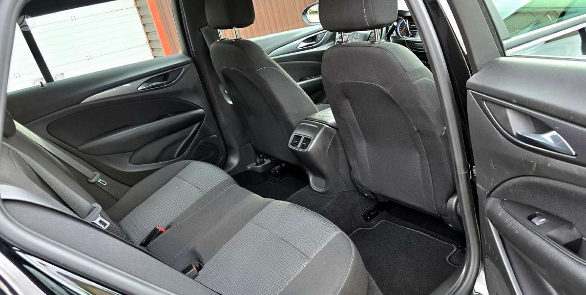 Opel Insignia, 1.5 l., Универсал