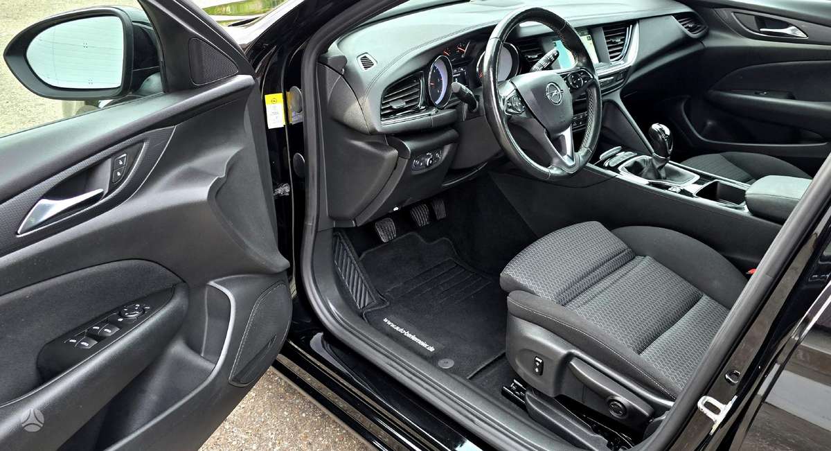 Opel Insignia, 1.5 l., Универсал