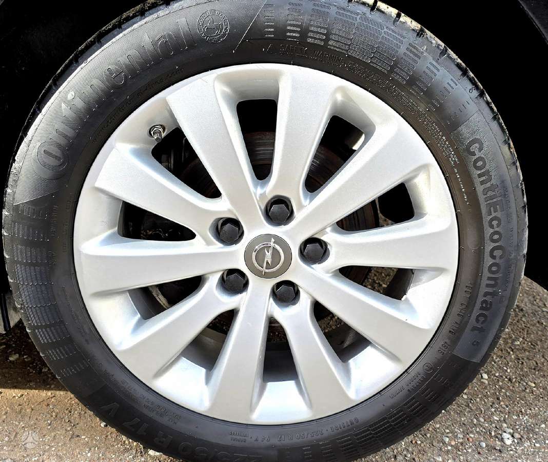 Opel Insignia, 1.5 l., Универсал