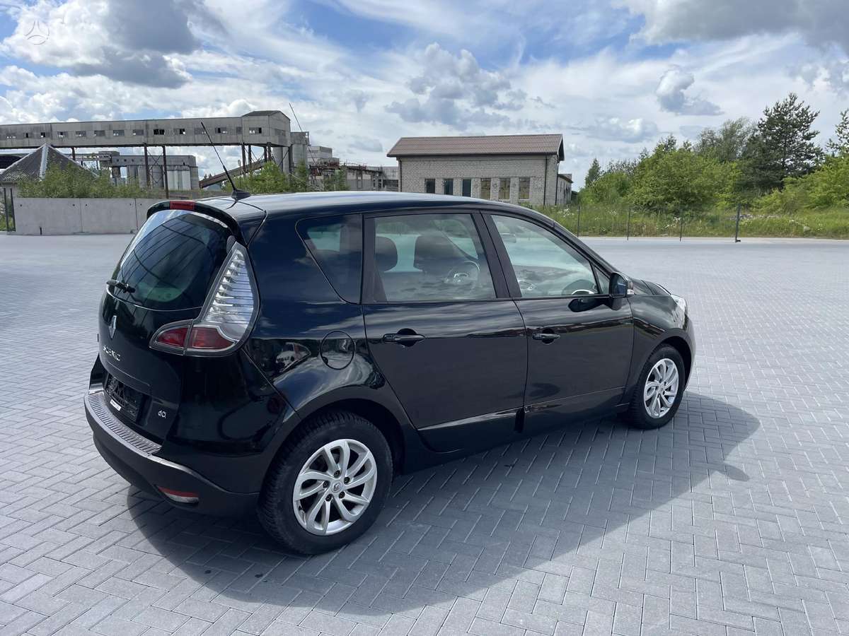 Renault Scenic - 8