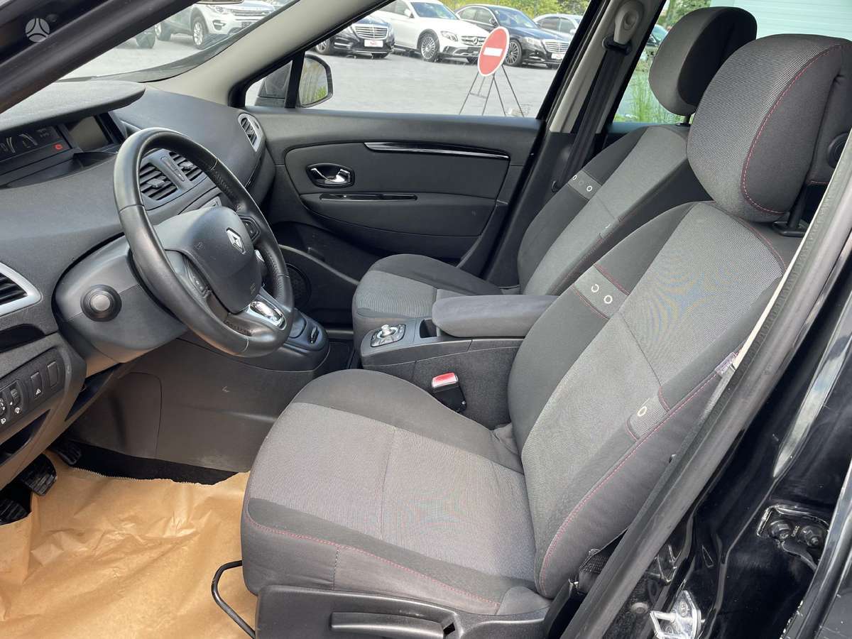 Renault Scenic 2013 — photo 14