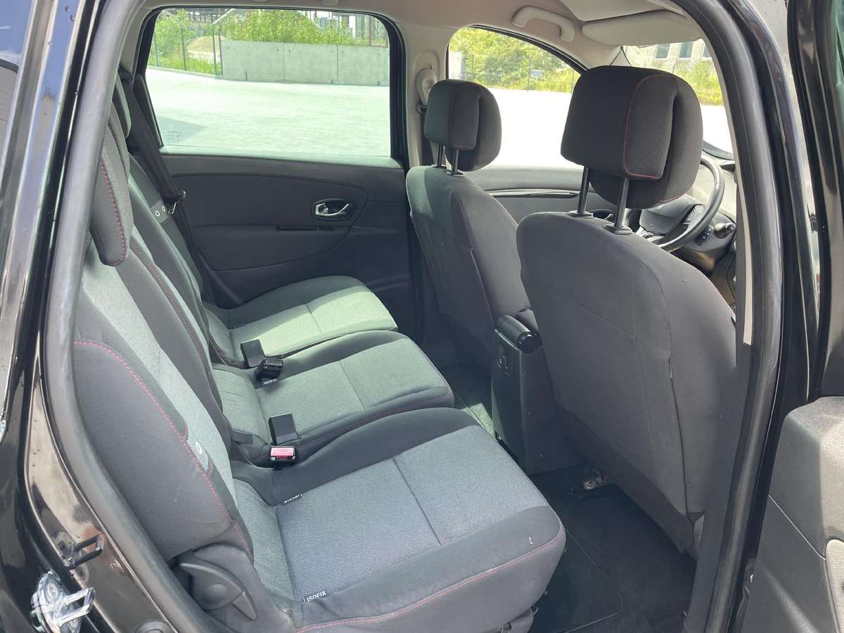 Renault Scenic 2013 — photo 19