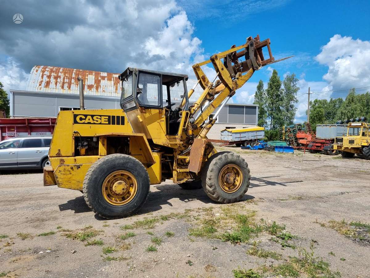 Case W20, самоходные погрузчики