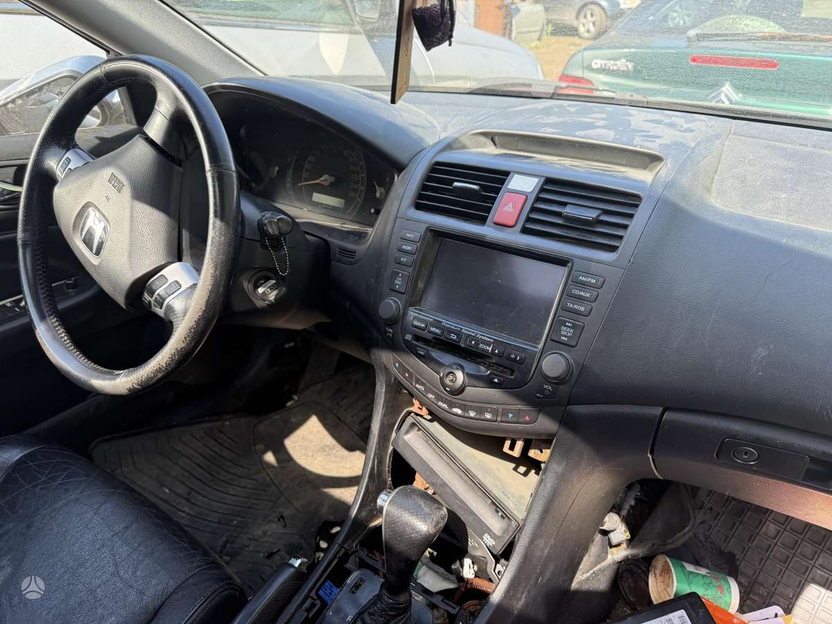 Honda Accord Dalimis kauno r