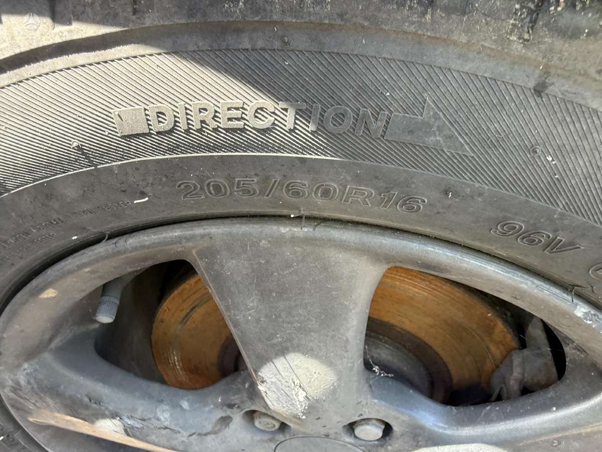 Honda Accord Dalimis kauno r